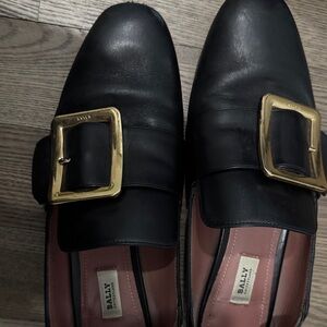 Bally Black Leather Buckle Loafers – Luxury Italian Shoes – 7 /37